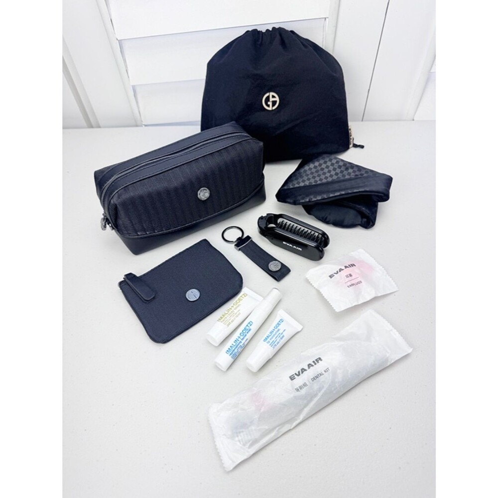 NEW Giorgio Armani Royal Laurel/Business Amenity/Travel Kit from EVA AIR (A233)